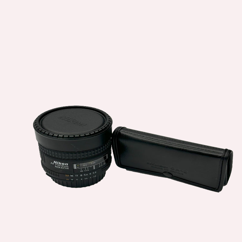 USED: Nikon AF Fisheye Nikkor 16mm f/2.8 Lens - Black - 10/10 - #628178