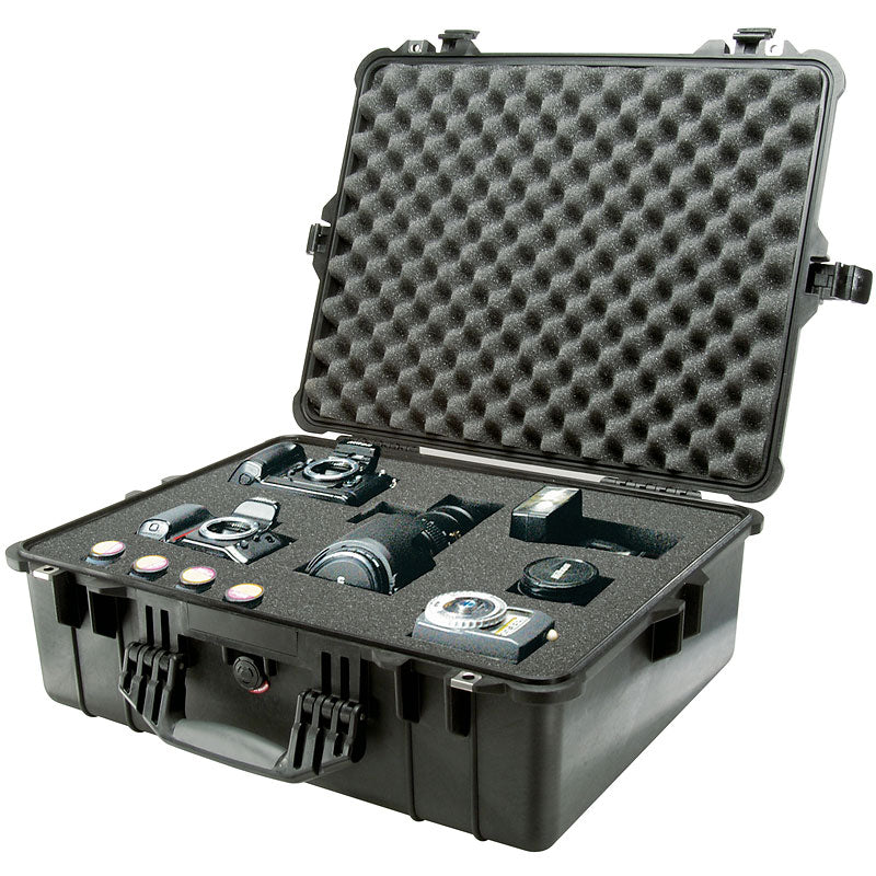 Pelican 1600 Case with Foam - Black - 1600-000-110