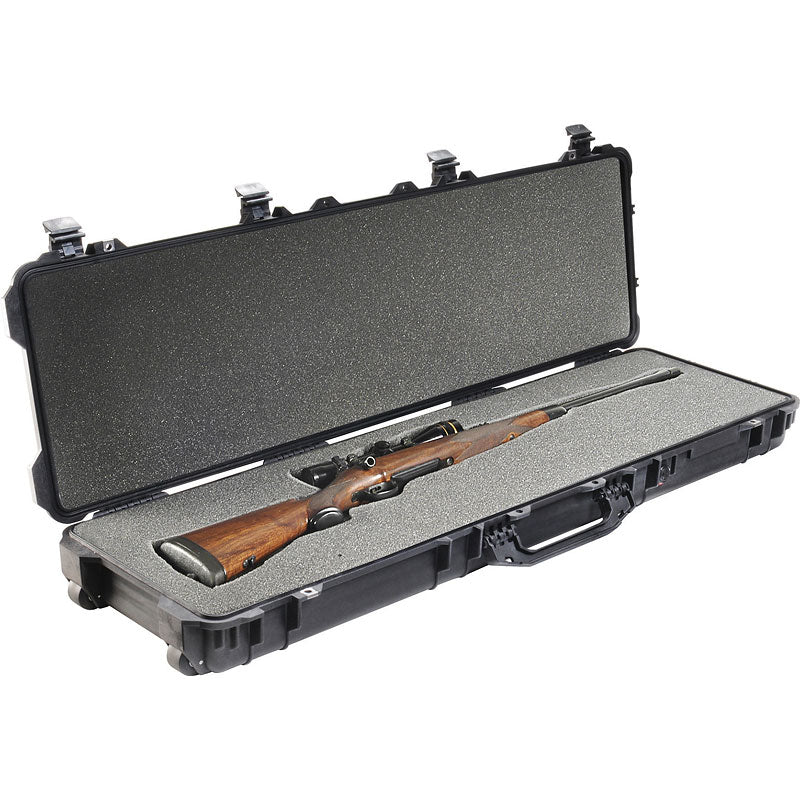 Pelican 1750 Case with Foam - Black - 1750-000-110