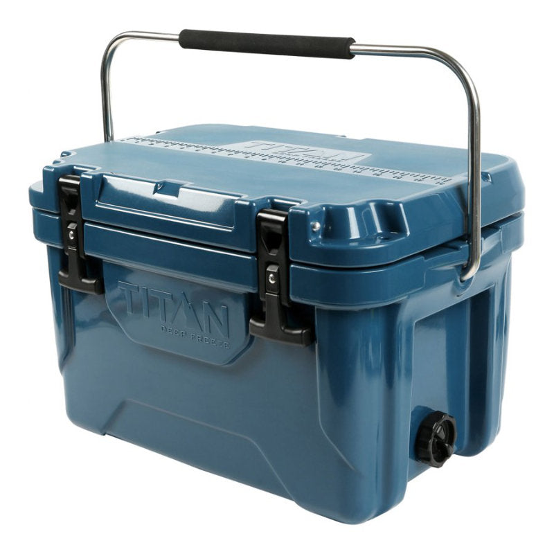 Titan by Arctic Zone™ 20Qt High Performance Roto Moulded Cooler