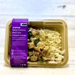 UpMeals Spicy Coconut Red Curry Chicken Entree