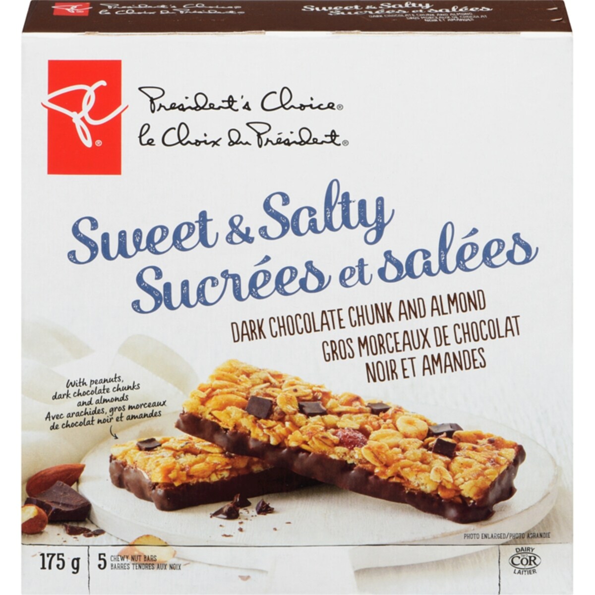 Barres granola sucrées et salées au chocolat noir et aux amandes