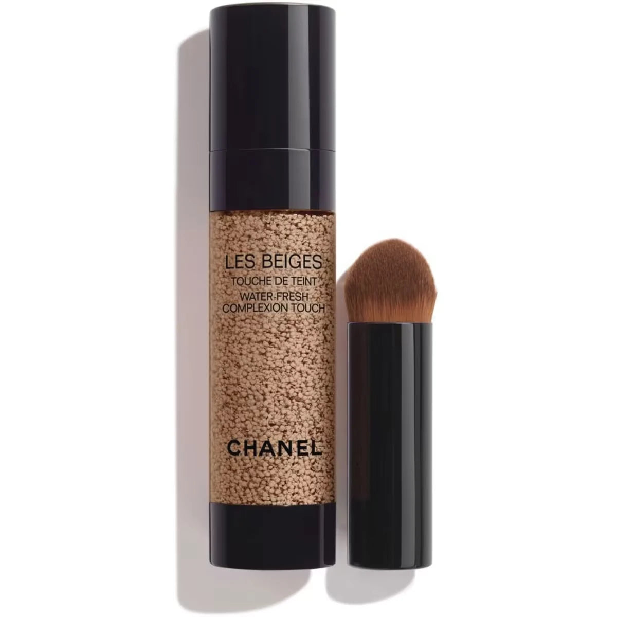 Les Beiges Water-fresh Complexion Touch - Touche De Teint Fraîche Aux Microbulles De Pigments. Unifie – Illumine – Hydrate. Belle Mine Naturelle Sur Mesure.